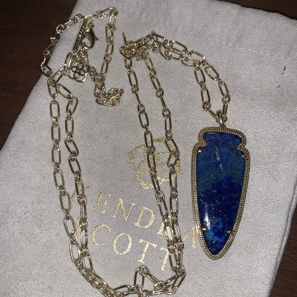 Kendra Scott arrowhead long necklace